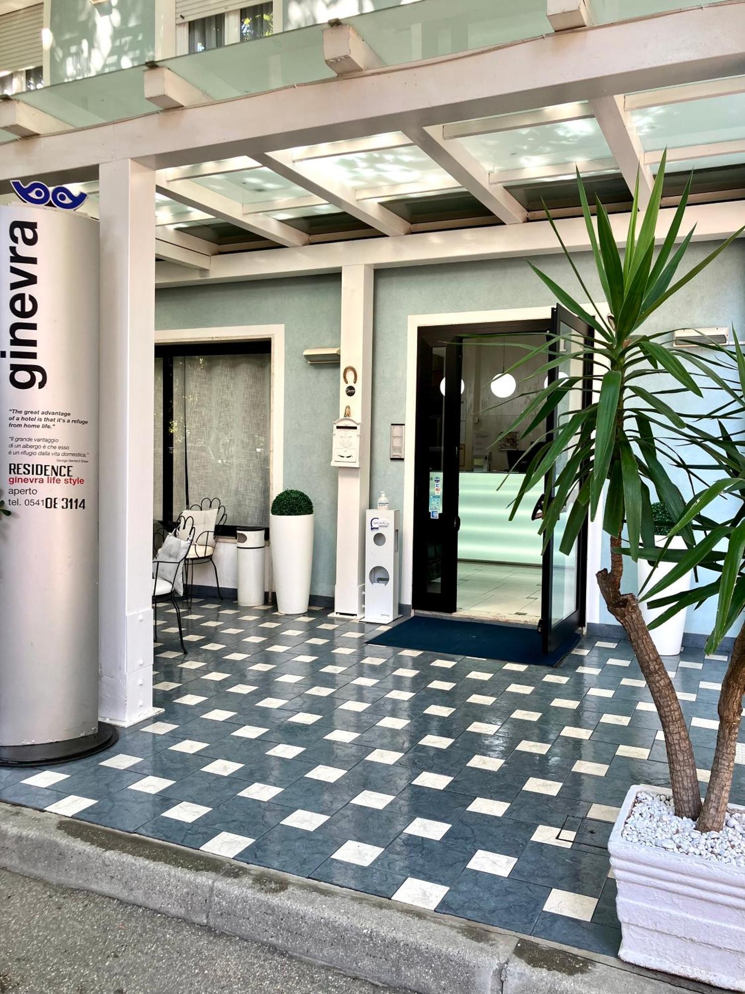 Hotel Ginevra E Residence カットーリカ エクステリア 写真